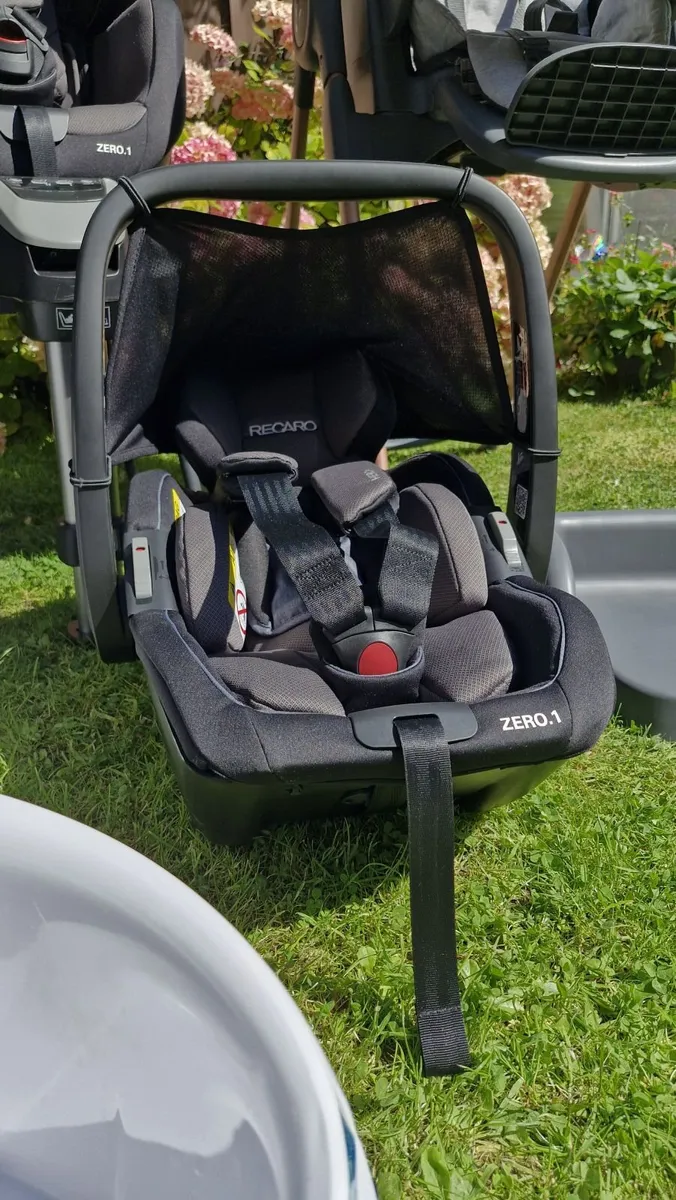 Baby Bundle – Mamas & Papas,Recaro & Tommee Tippee - Image 4