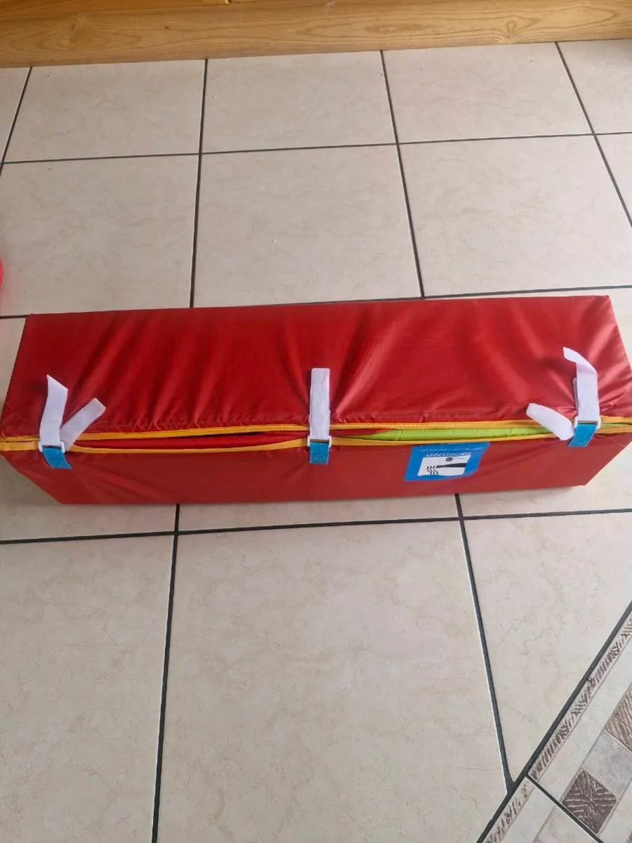 Babylo play pen - Image 3