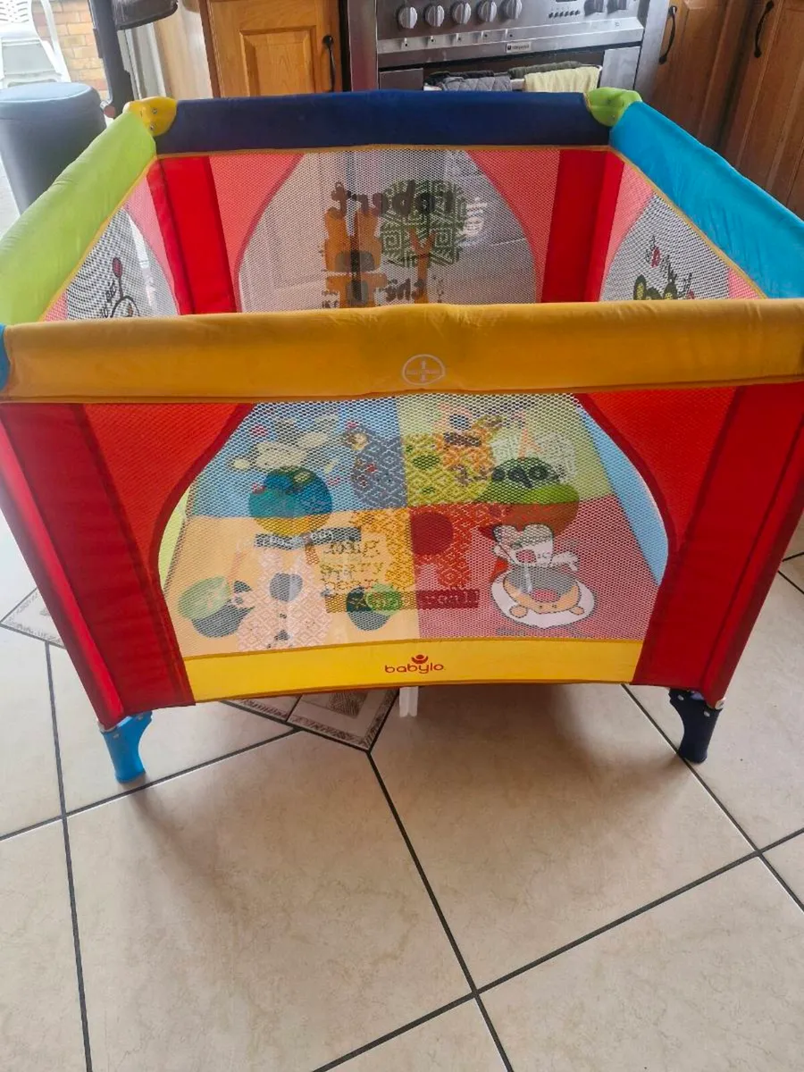 Babylo play pen - Image 1