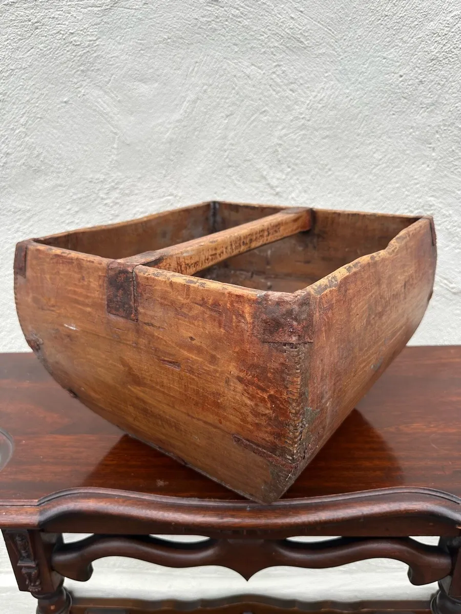 Old wooden bowl - Image 1