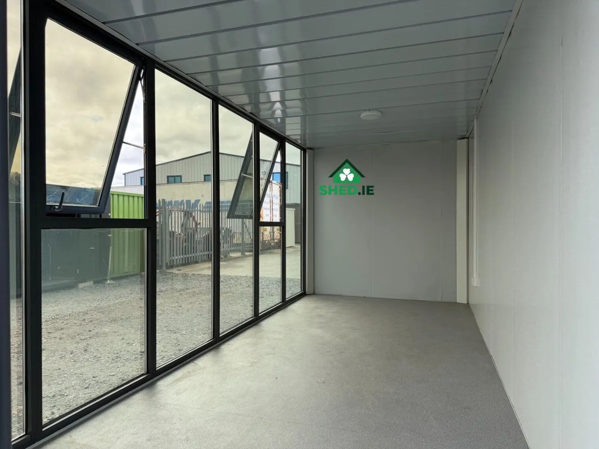 Panoramic Commercial Unit - 2.4m x 5.78m - Image 3