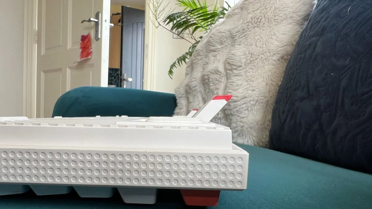 Kemove K87SE 1980 Series Mechanical Keyboard - Image 3