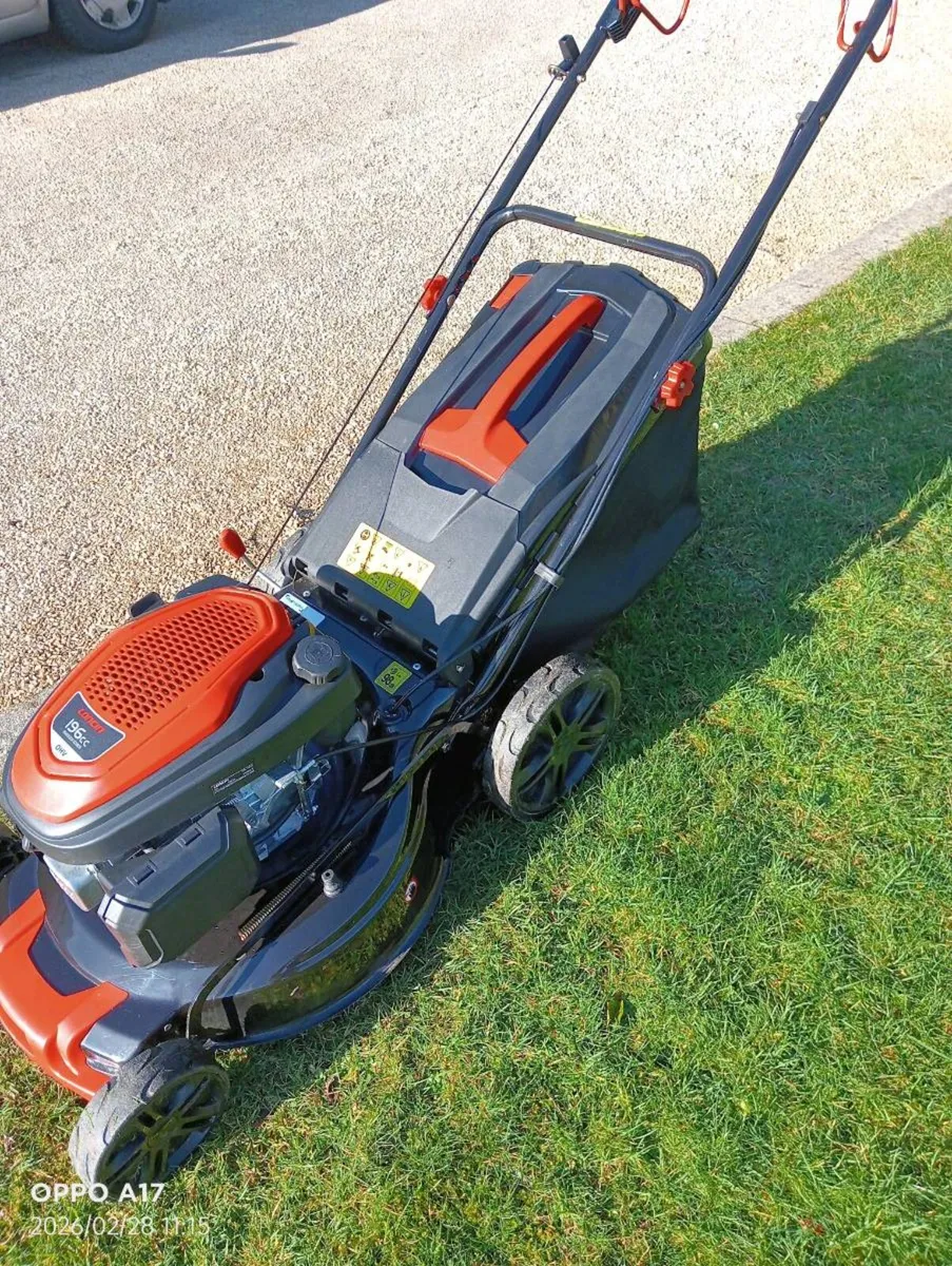 Lawnmower loncin engine - Image 1