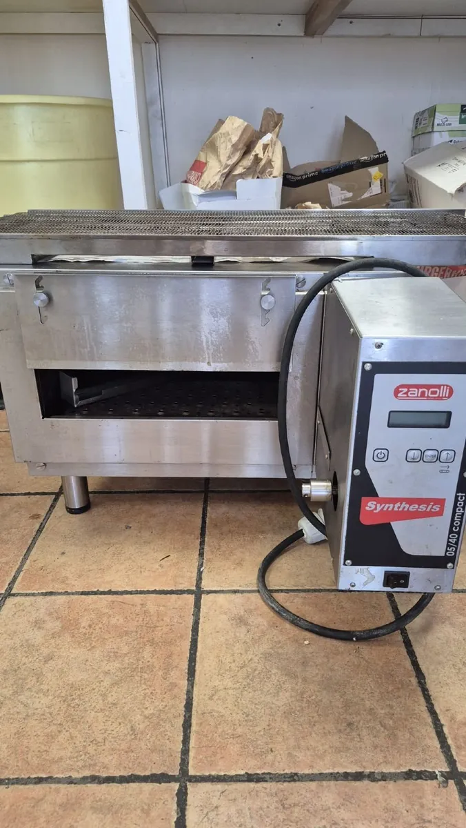 Conveyer Pizza Oven - Image 1