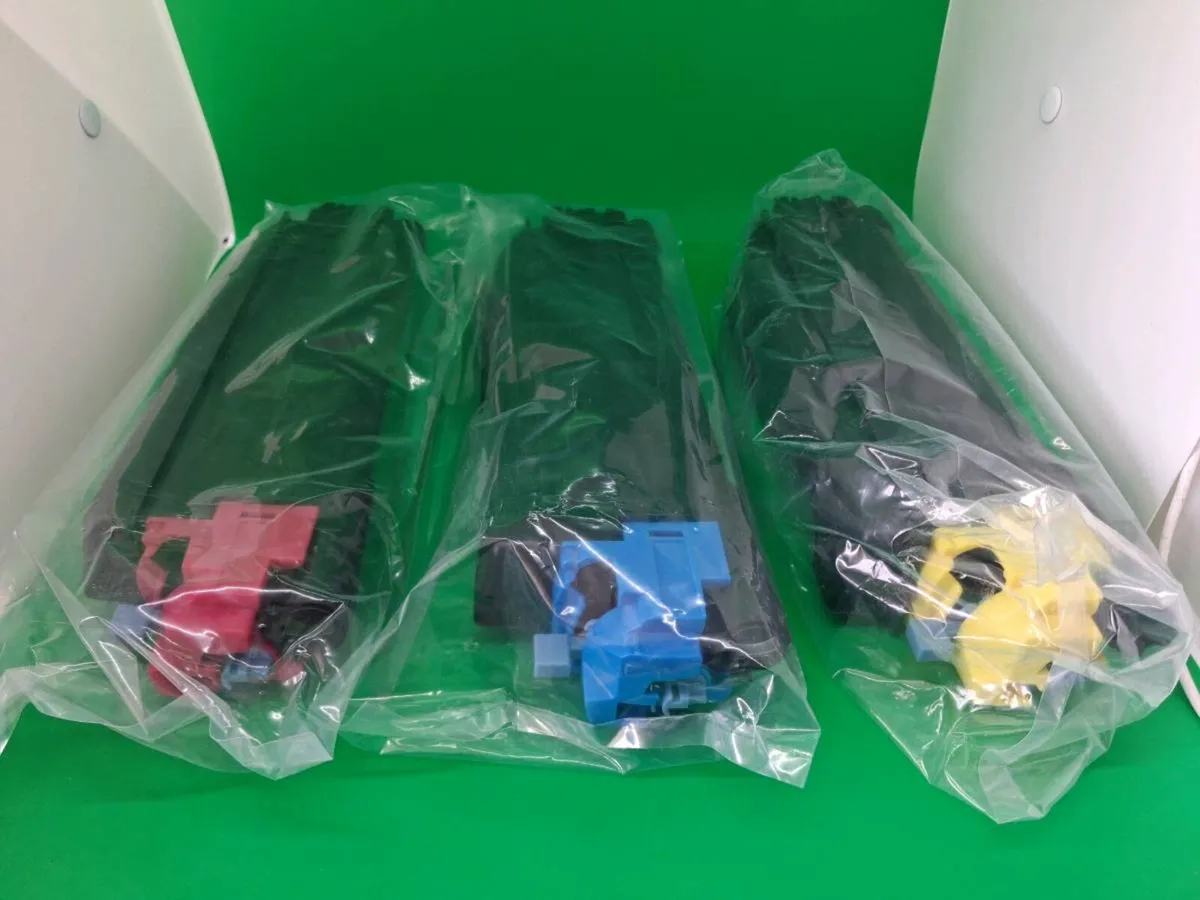 Postage - 3 x Compatible Kyocera TK5270 Toner Cart - Image 2