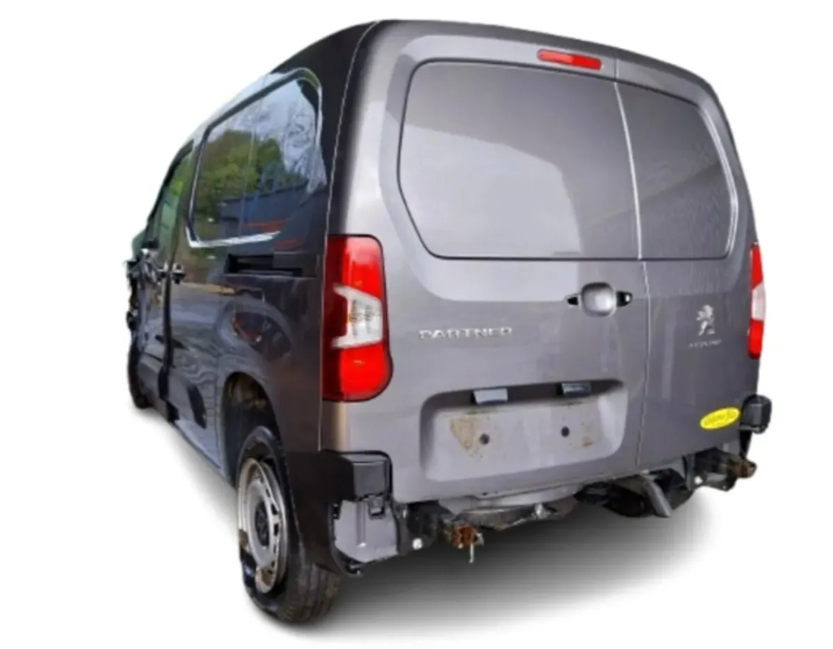 2018-2024 MK3 Peugeot Partner For Breaking - Image 4