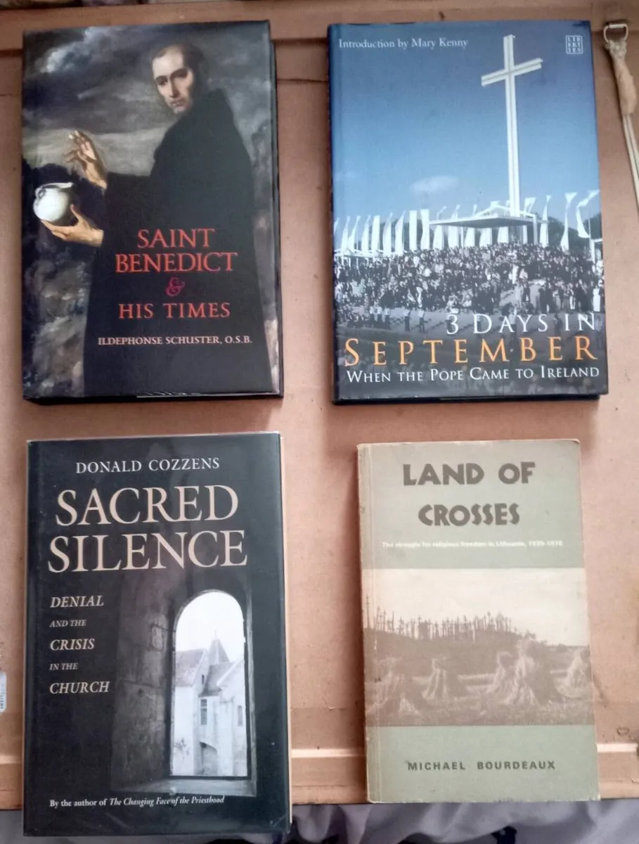 Religious Books Any 3 For €20 (6 photos) - Image 3