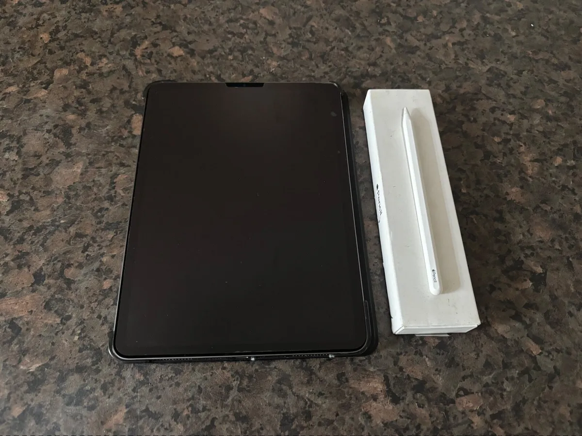 Ipad pro 11inch with apple pencil - Image 4