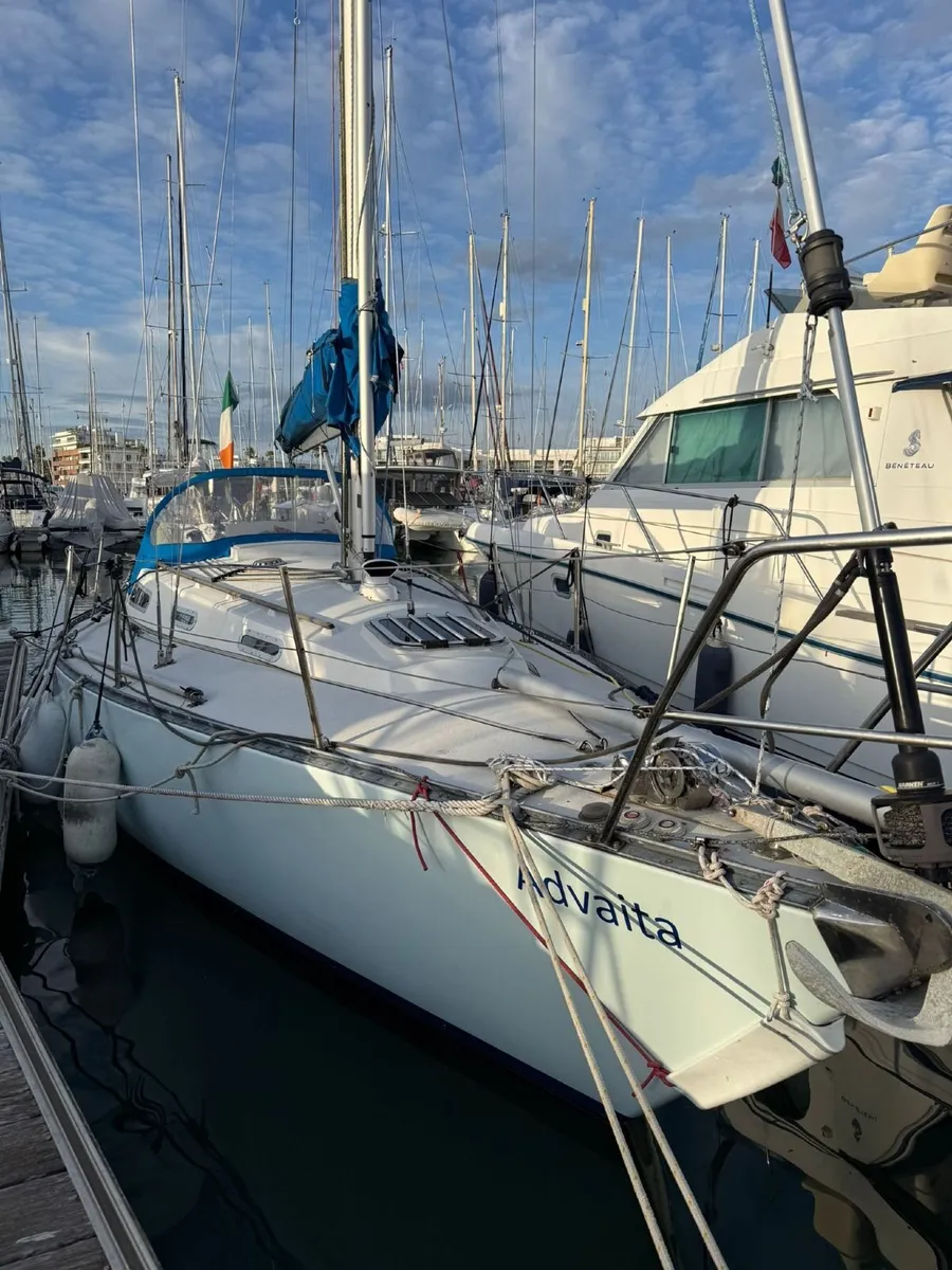 Yacht - Image 1
