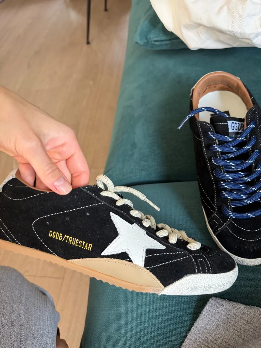 Shoes size 39 - Image 2