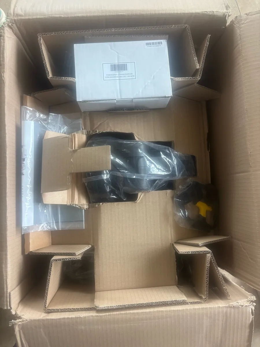 Powakaddy FX3 Brand new trolley - Image 1