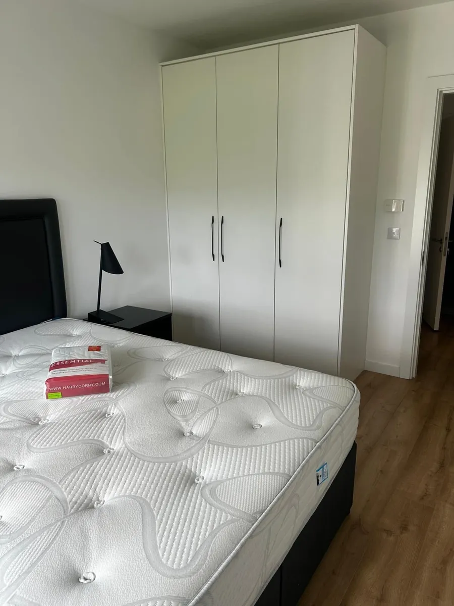 Apartment - Image 2