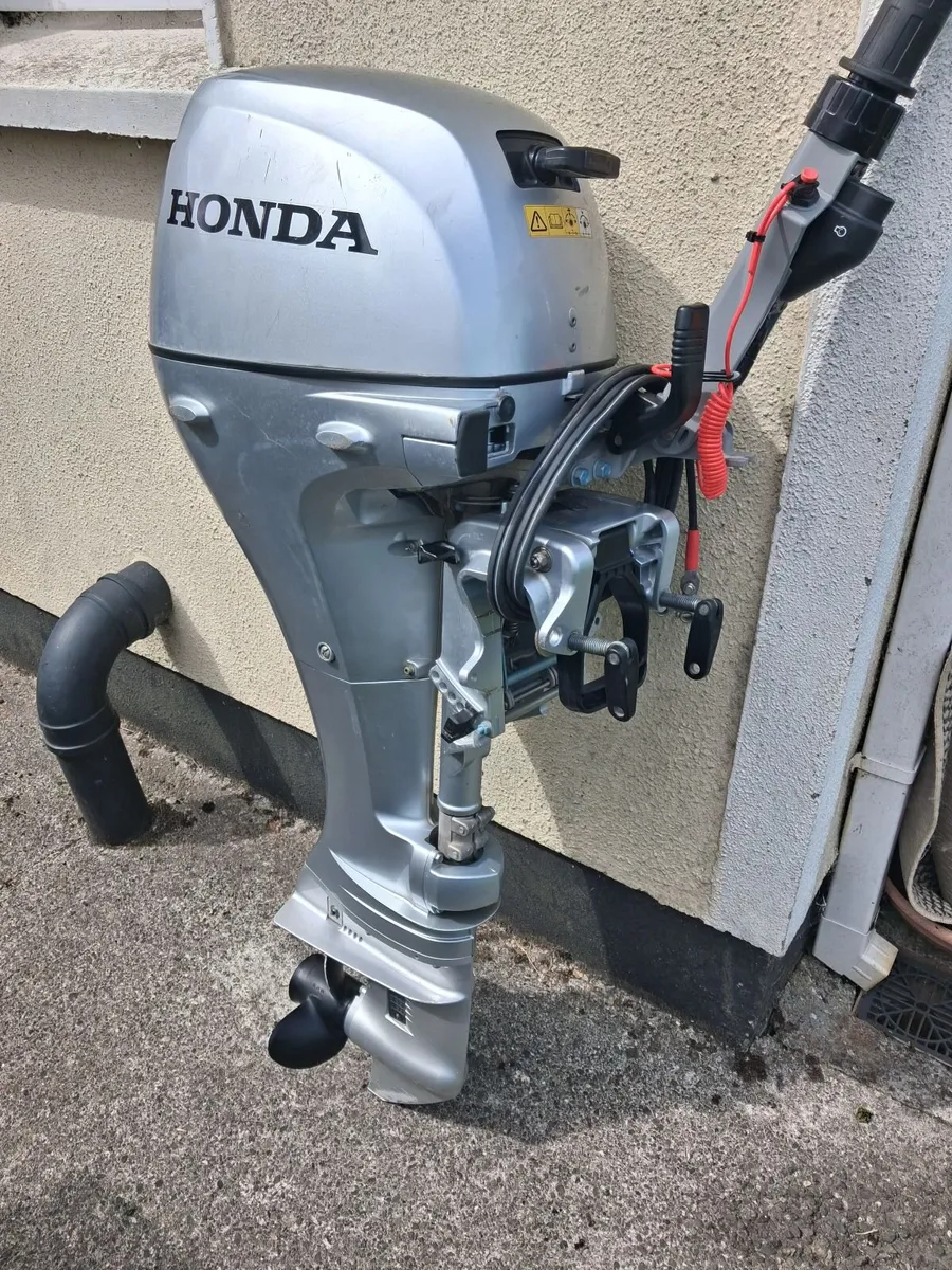 4-stroke outboard HONDA-10 hp - Image 2