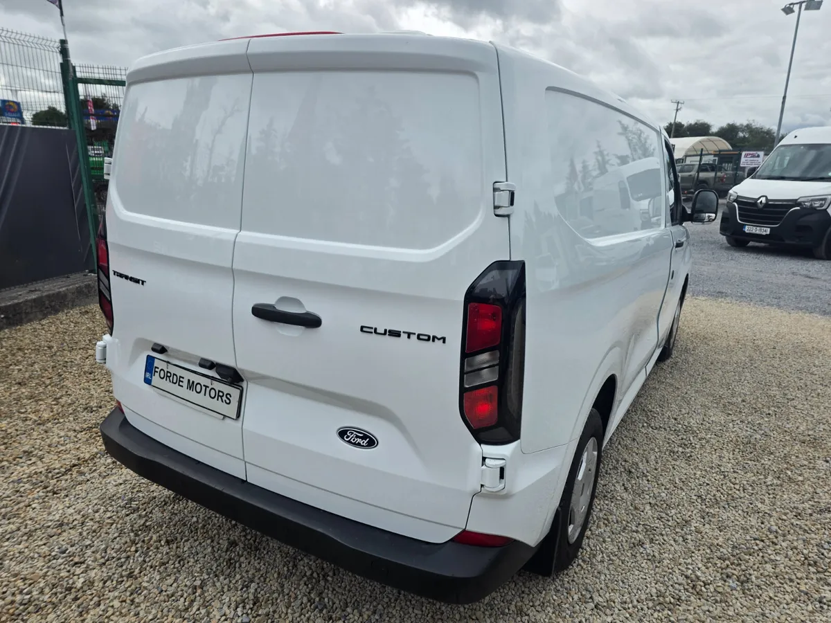 Ford Transit Custom 2024 - Image 4