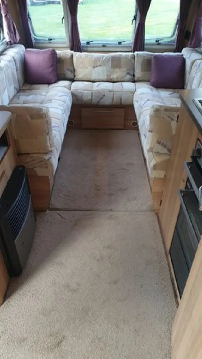 2011 Bailey Pegasus ( 2 Berth ) + Motormover - Image 4