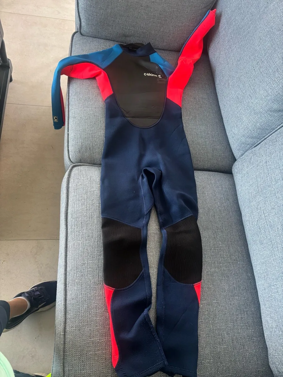 Wet suit - Image 2