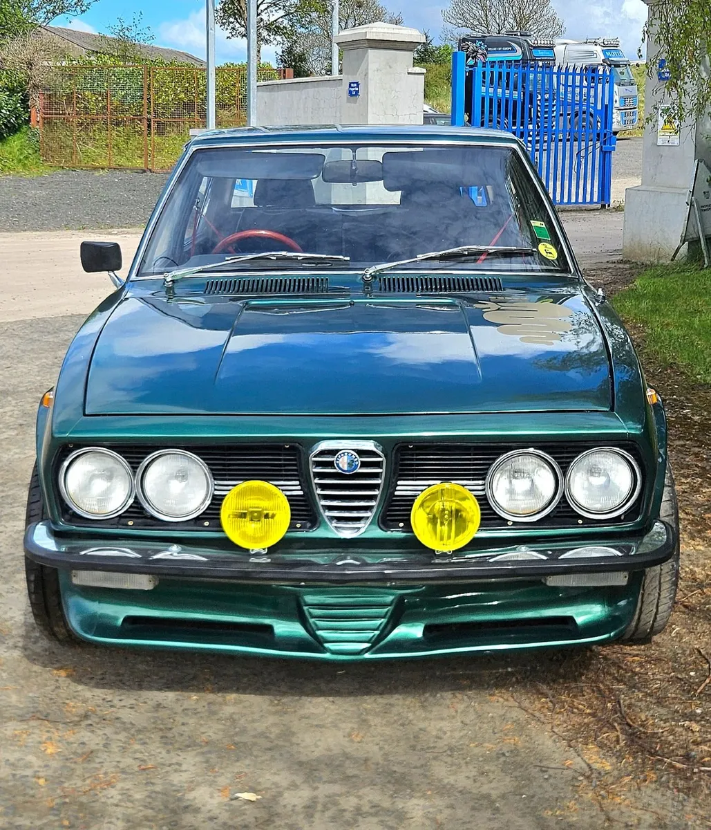 1978 Alfa Romeo Alfetta Mk1 2000 - Image 2
