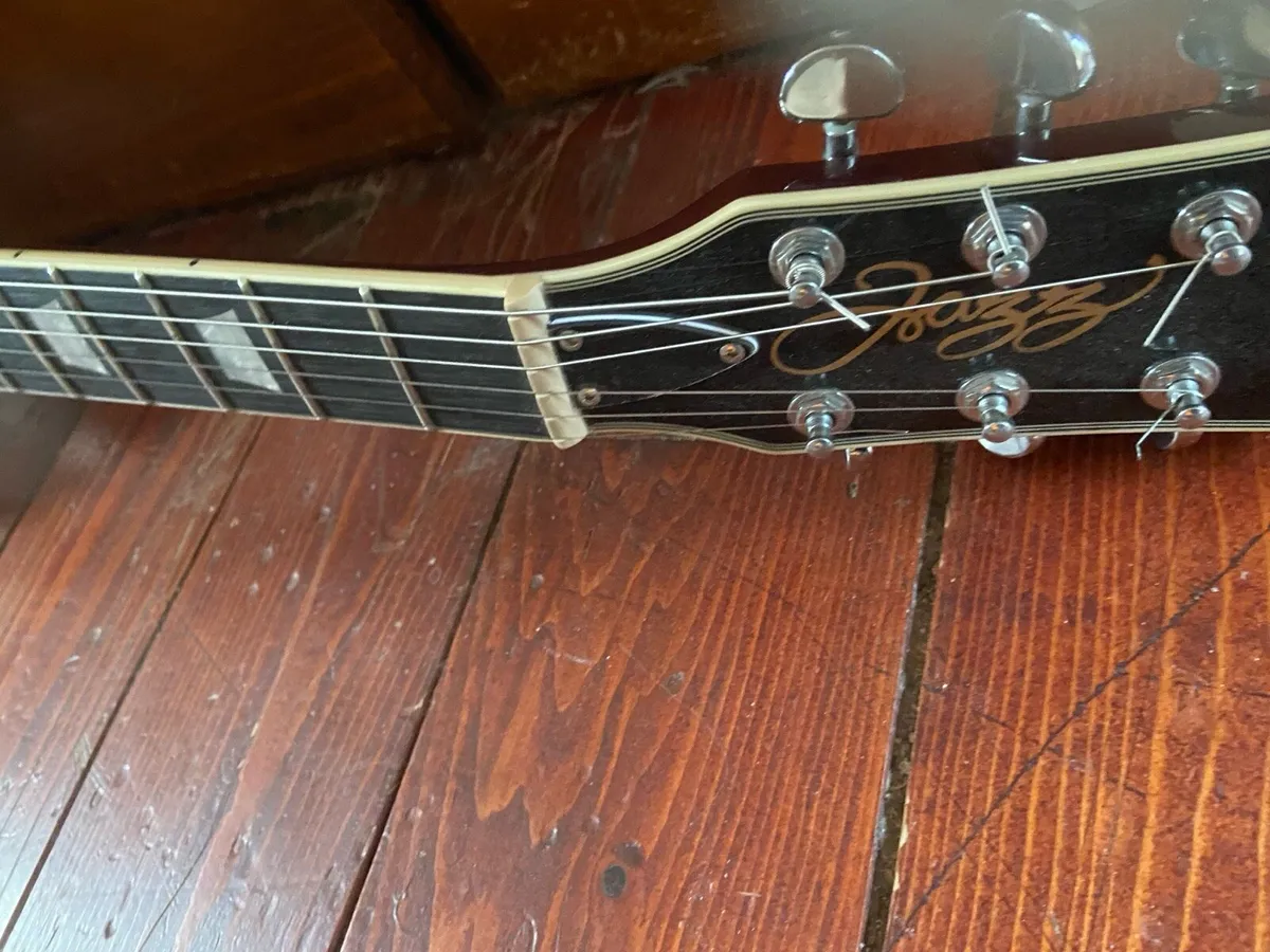 Semi hollow 335 guitar - Image 4
