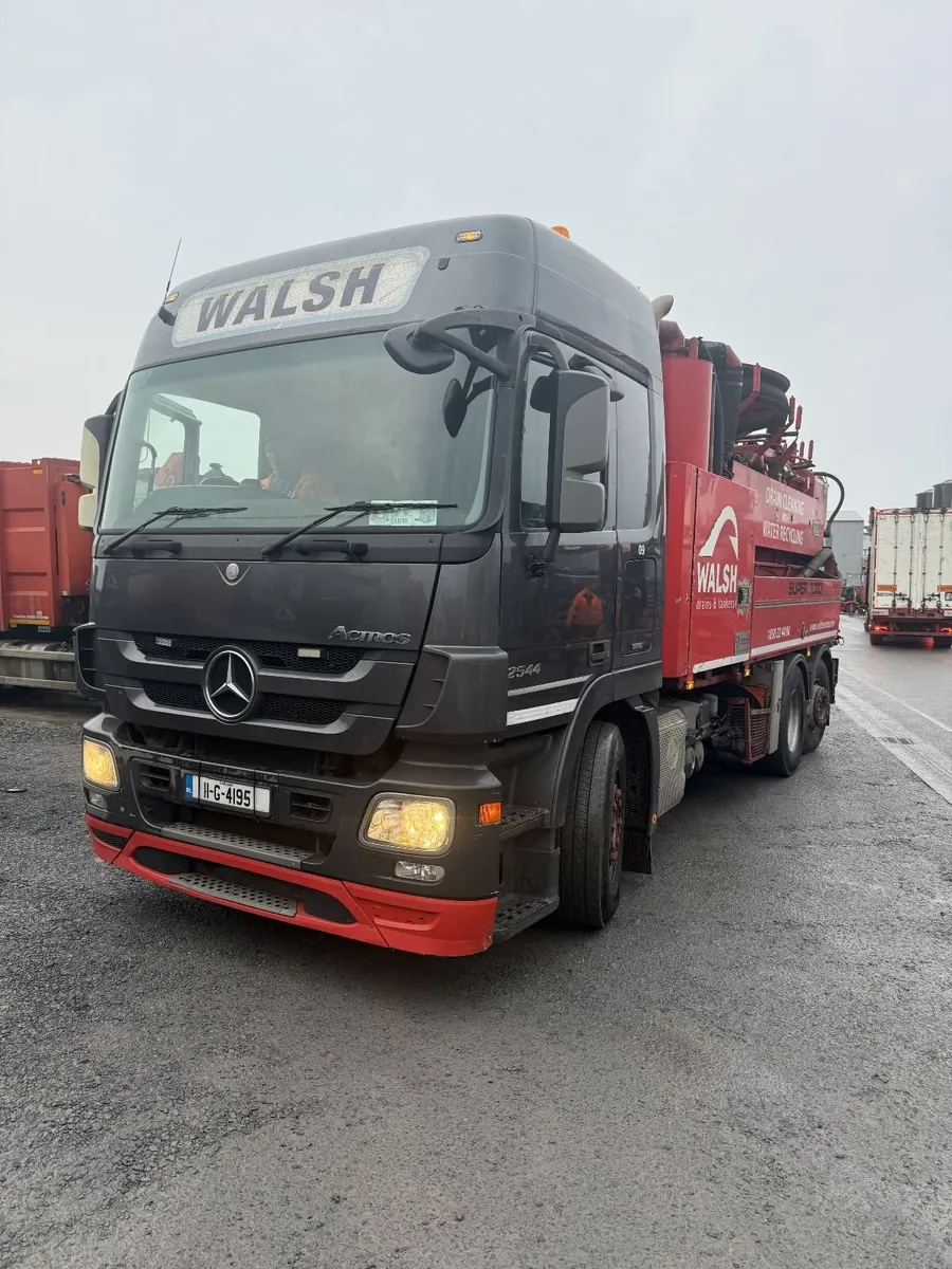 Mercedes-Benz Actros 2011 - Image 1