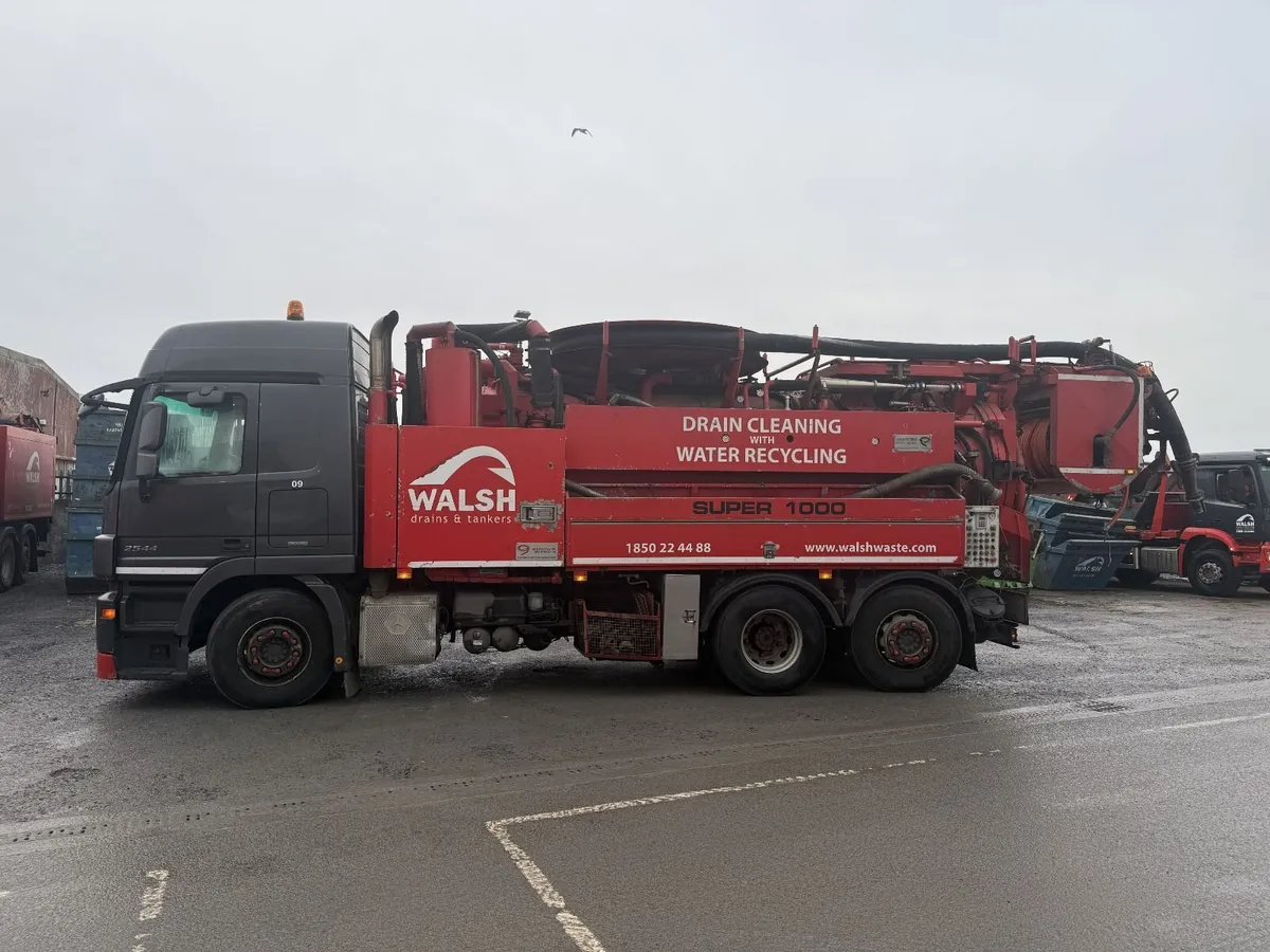 Mercedes-Benz Actros 2011 - Image 2