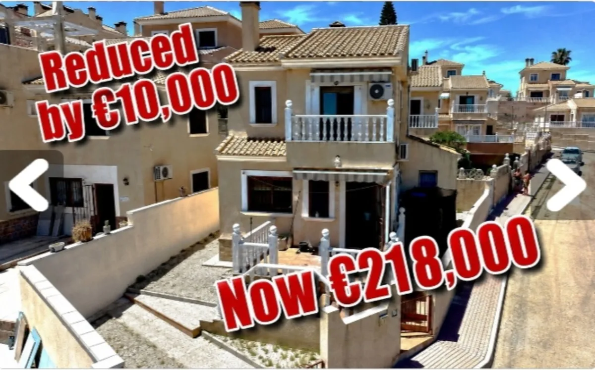 3 Bed Villa l Pool l Alicante l REDUCED BY €10,000 - Image 1