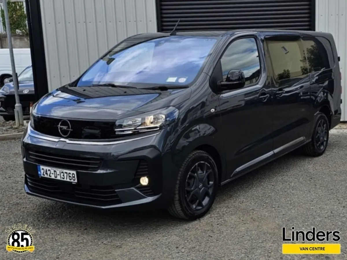 Opel Vivaro SPORTIVE CREW CAB - Image 2