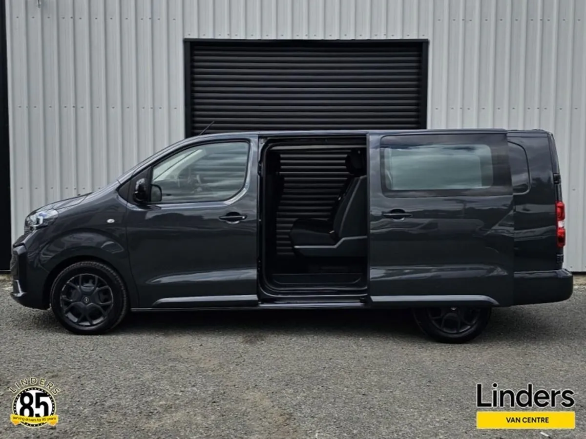 Opel Vivaro SPORTIVE CREW CAB - Image 3