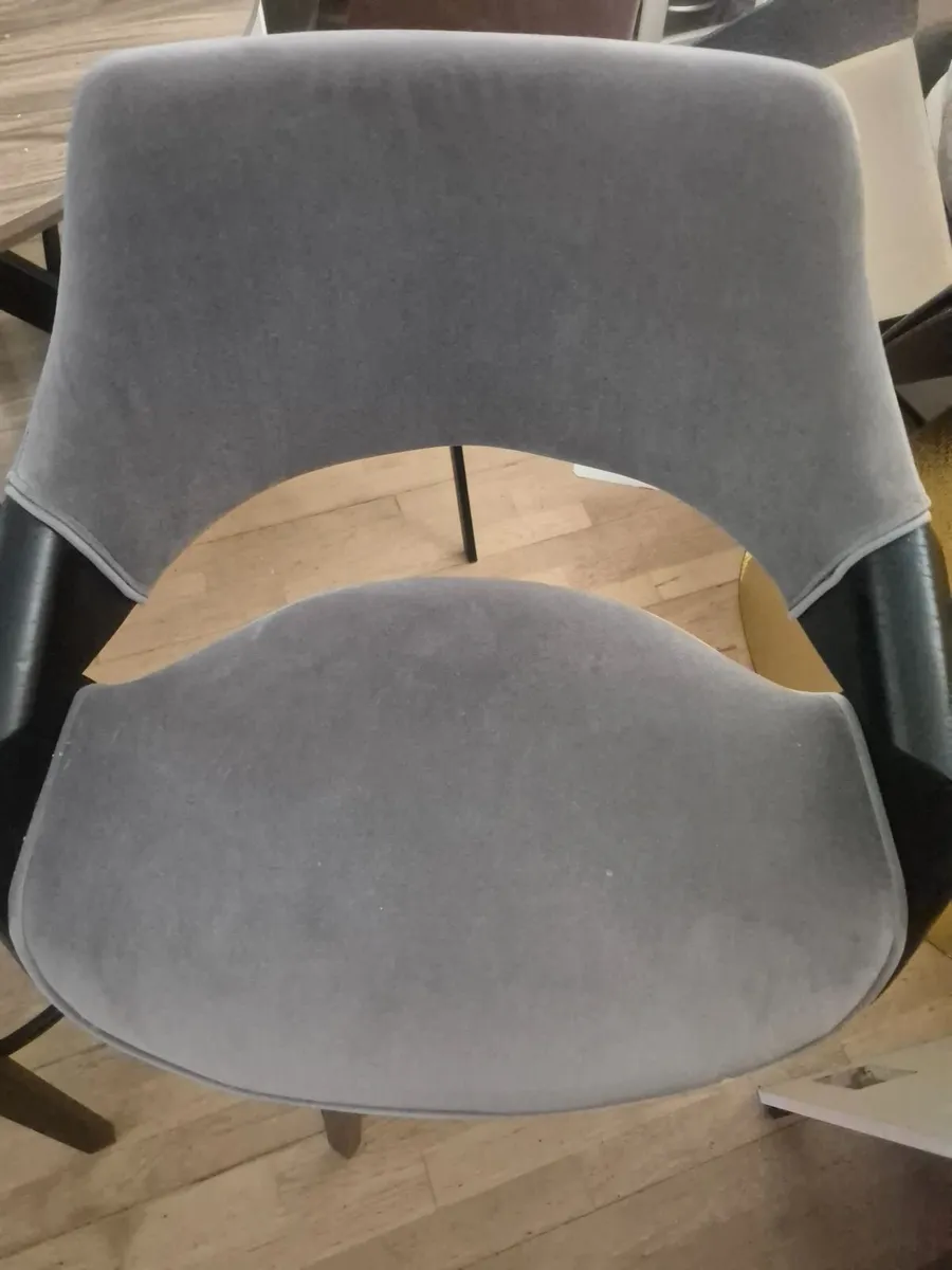 Beckett bar stools x3 - Image 2