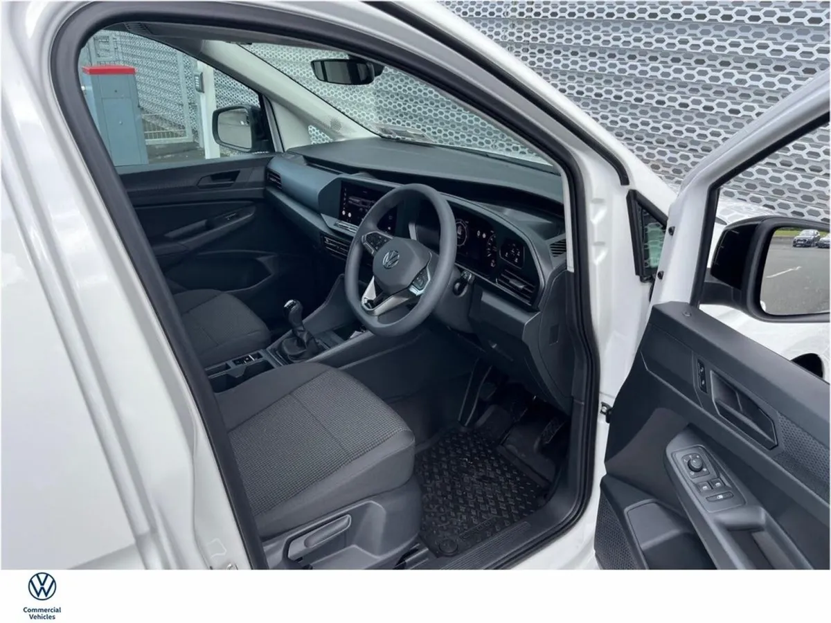 Volkswagen Caddy CARGO BUSINESS 102HP MANUAL - Image 2
