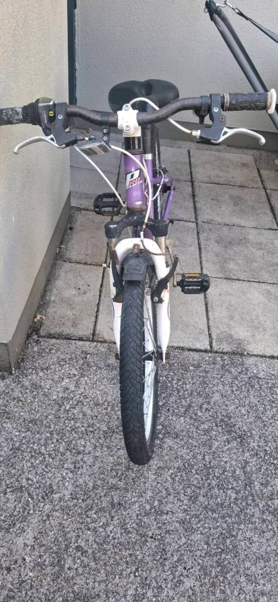 Girls 6 gear bike - Image 2