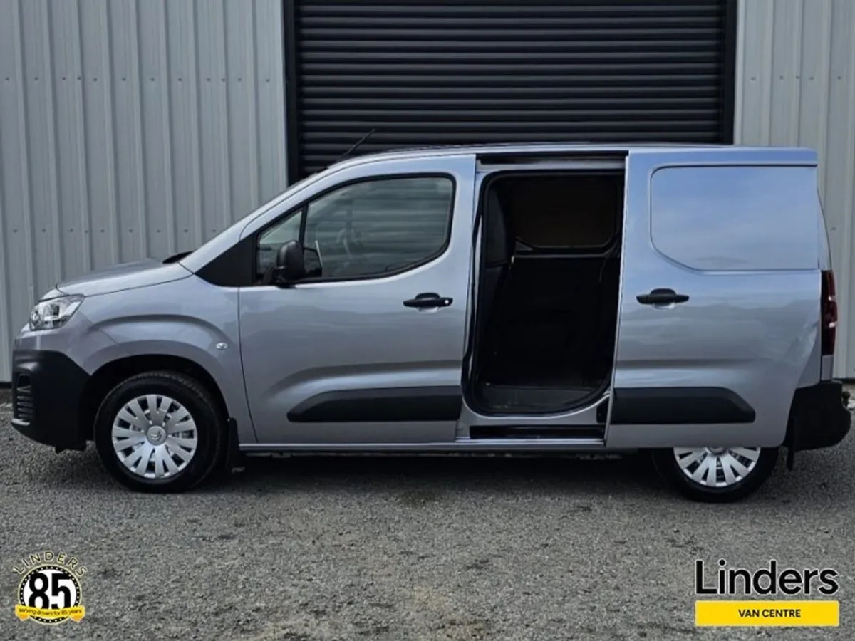 Citroen Berlingo VERY CLEAN VAN - Image 3