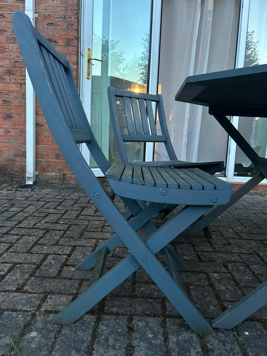 Garden table and 4 chairs - Image 4