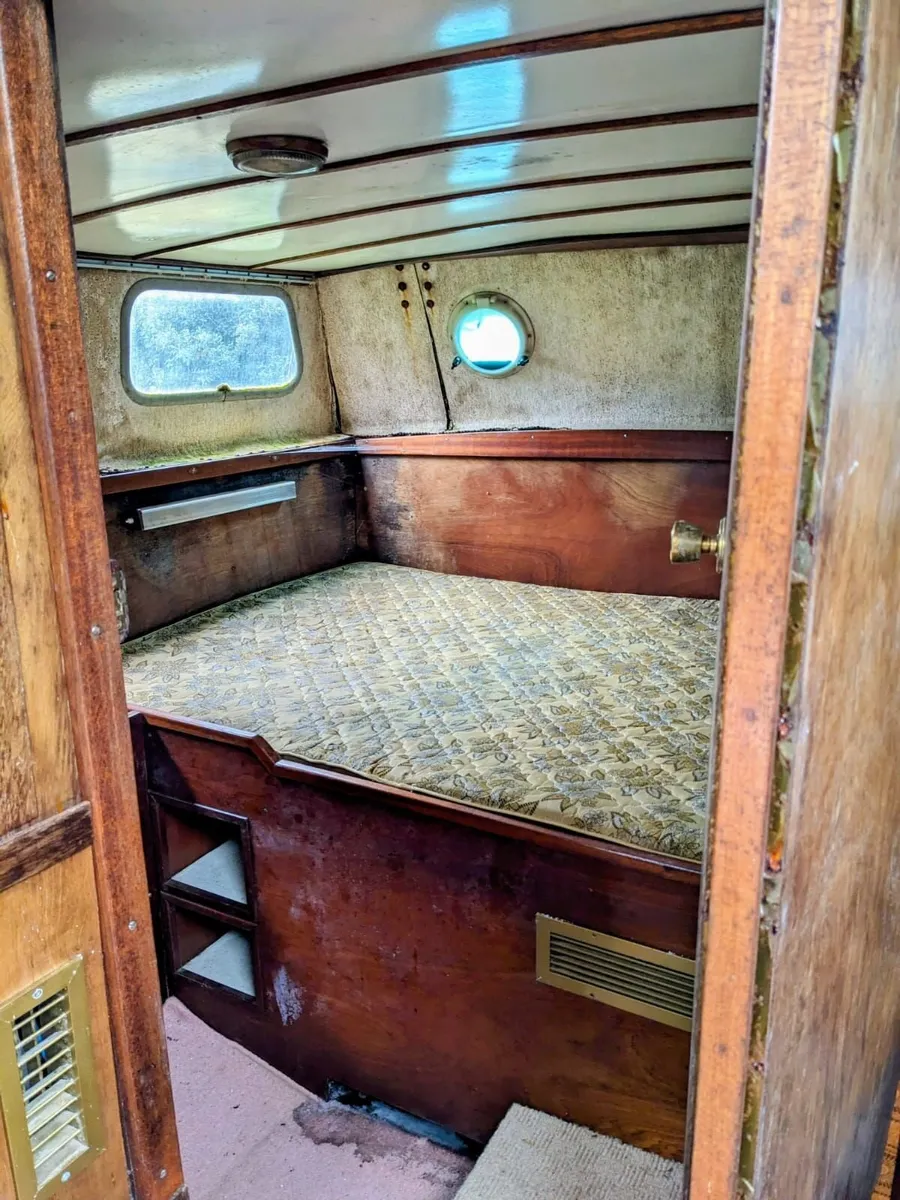 Boat, Cruiser - Image 4