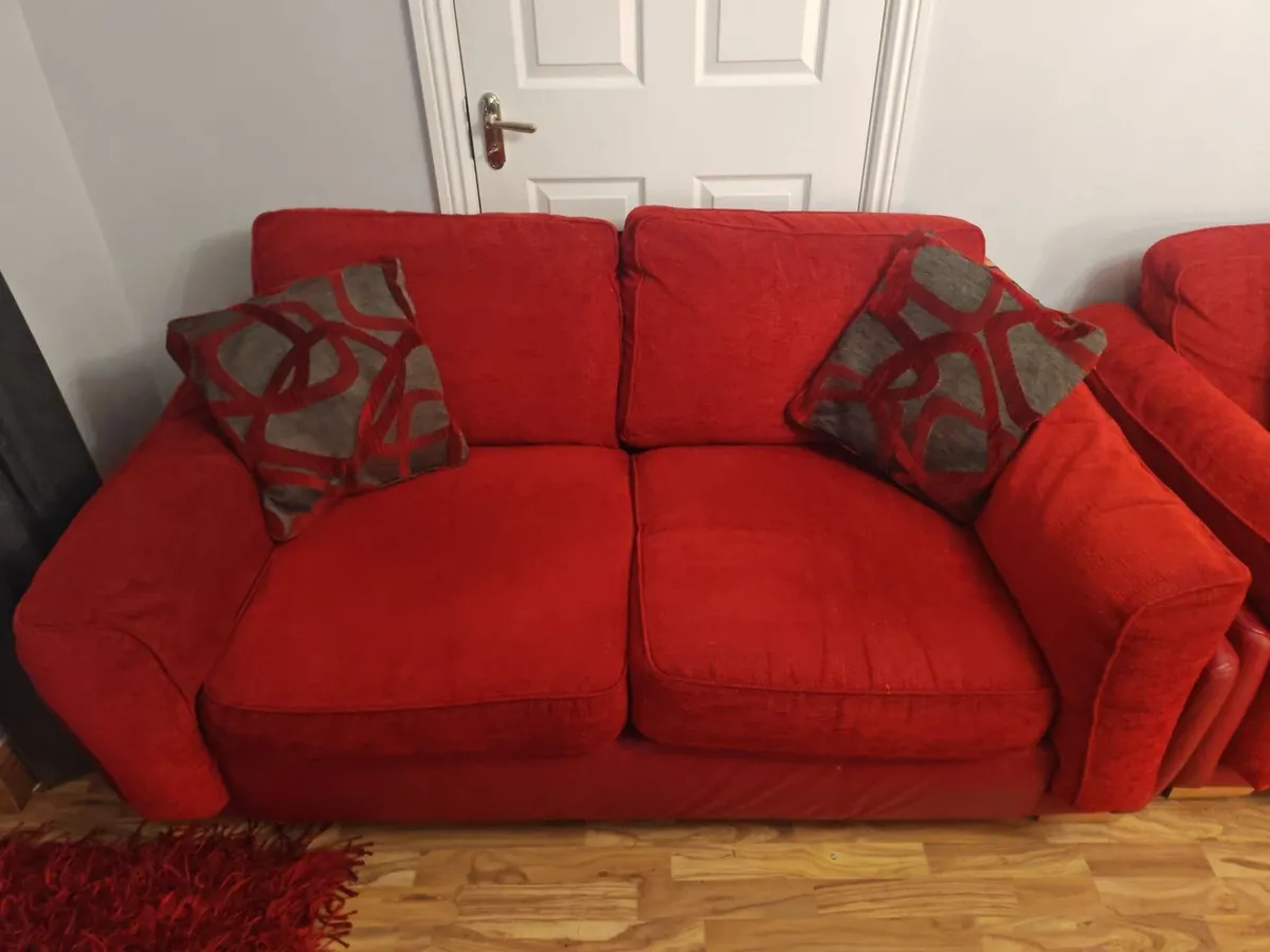 1, 2 and 3 seater couch/Sofa and rug and curtains - Image 3