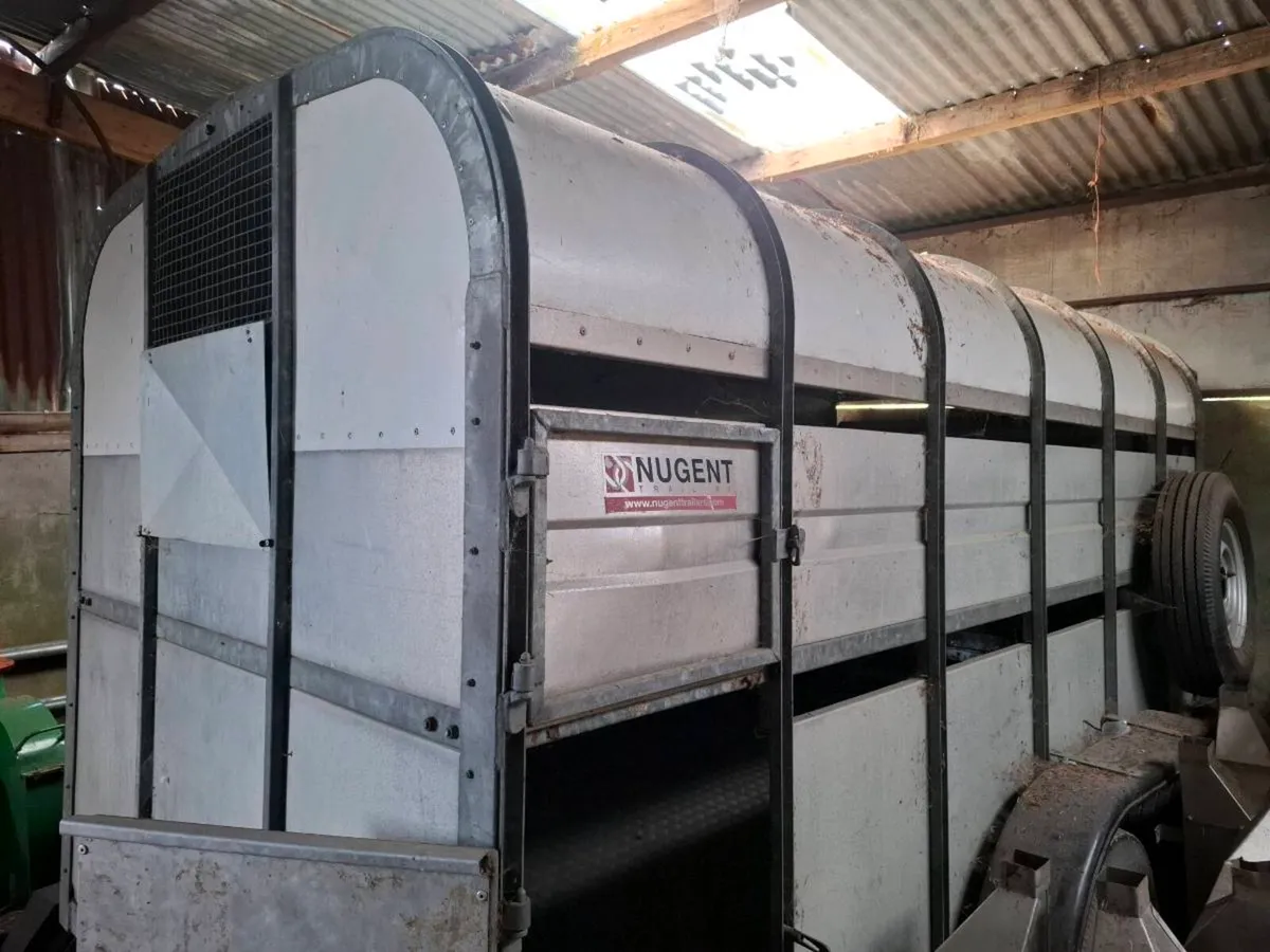 Cattle box - Image 2