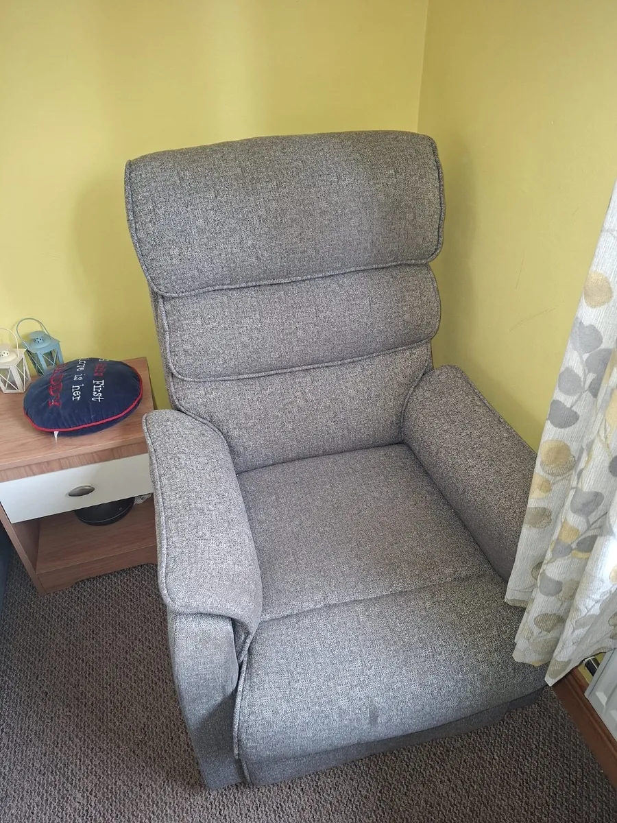 Suite of furniture - 3 piece - Image 3