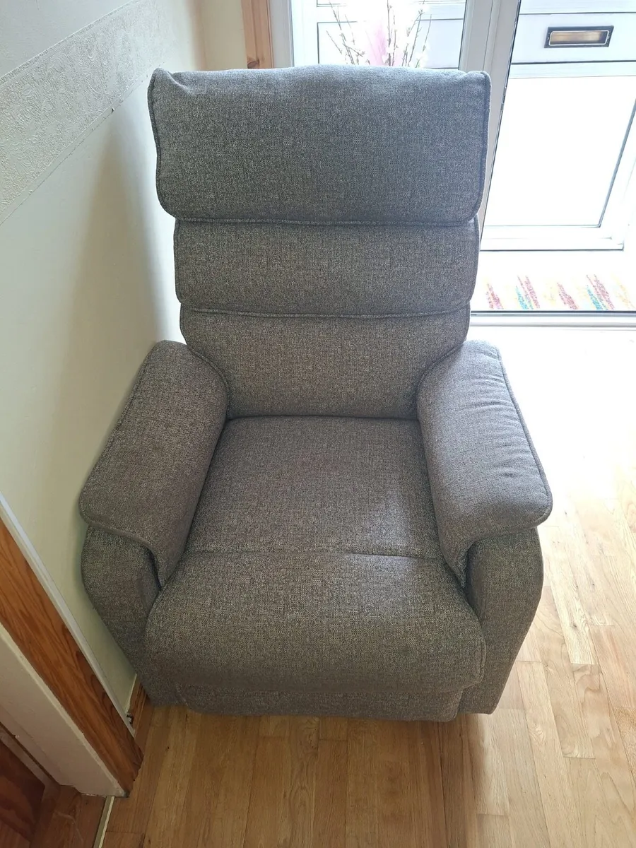 Suite of furniture - 3 piece - Image 2
