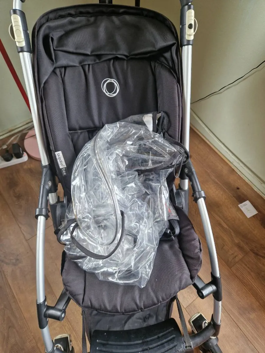 Bugaboo Bee Stroller with Accessories - Image 2