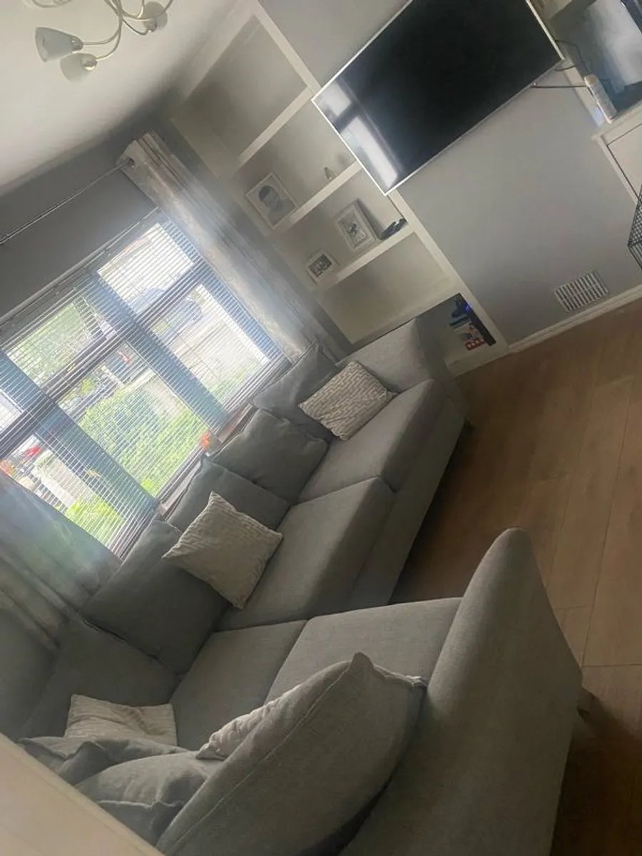 L shape Grey corner sofa - Image 2