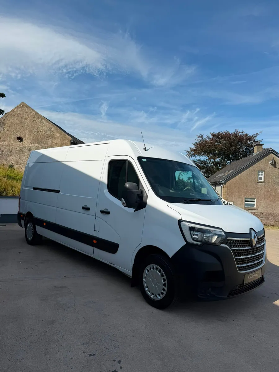 Renault Master 2020 - NI Reg - Image 3