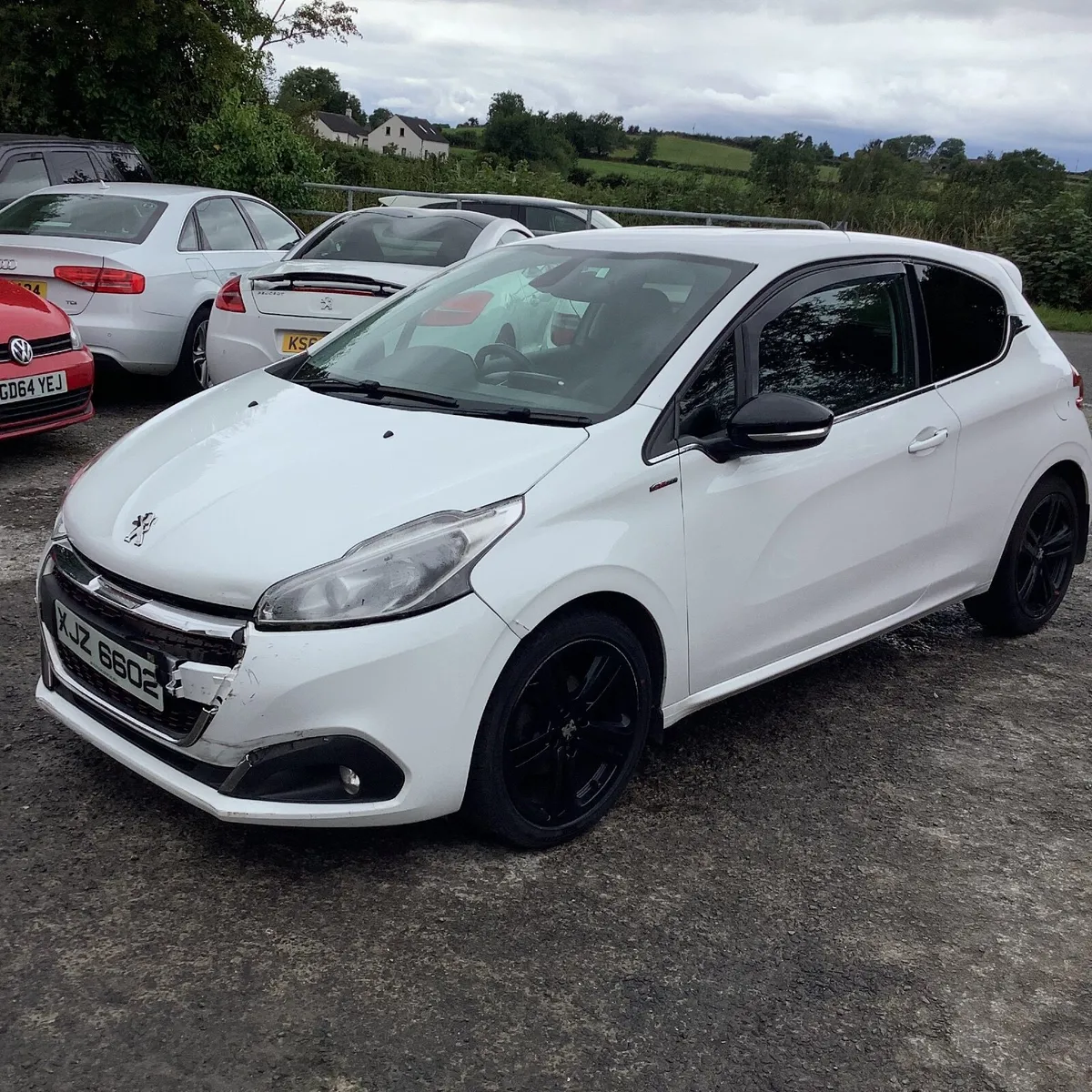 Peugeot 208 1.6 hdi gt line blue 3 door 2016 - Image 3