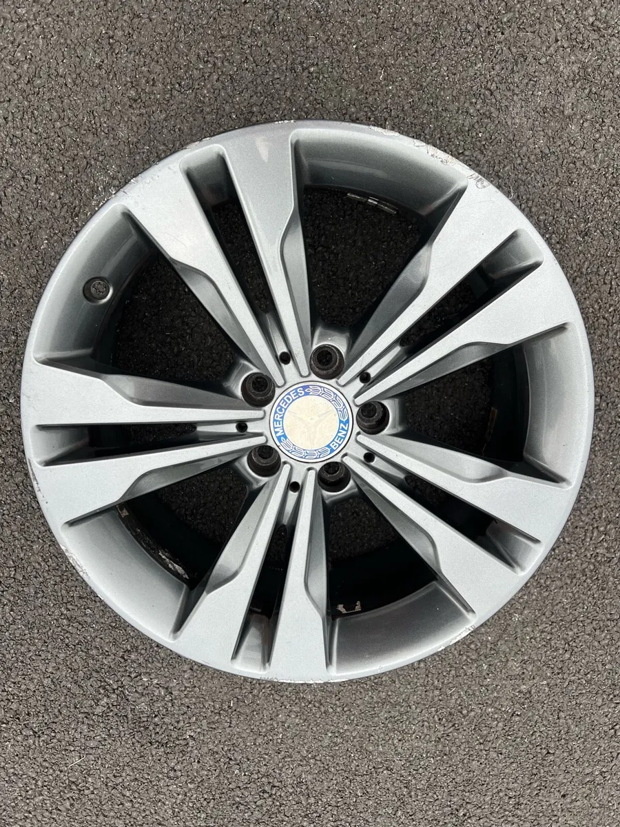 Mercedes 18 inch alloys - Image 1