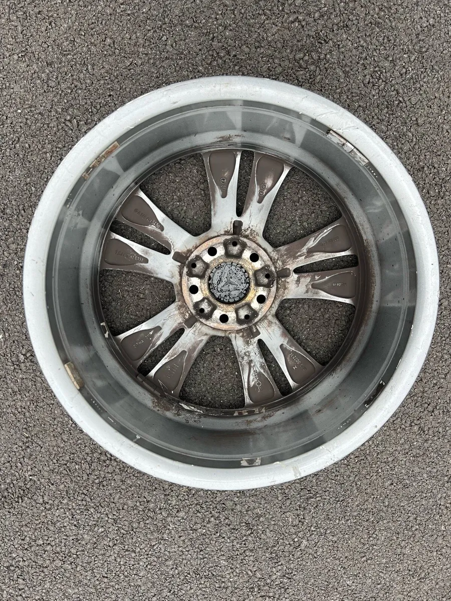Mercedes 18 inch alloys - Image 2