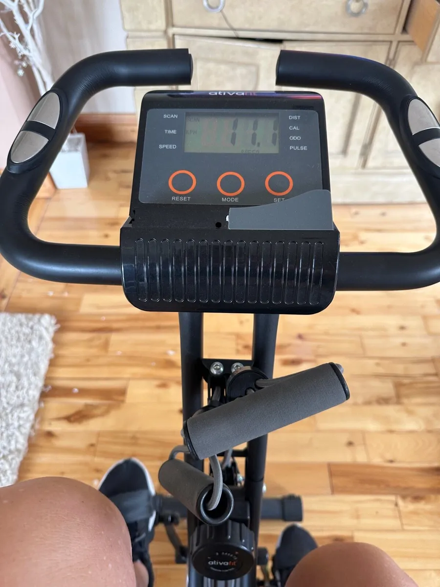 Exercise bike - Image 1