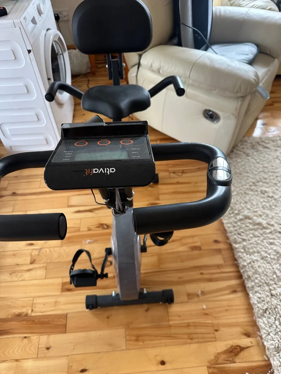 Exercise bike - Image 2