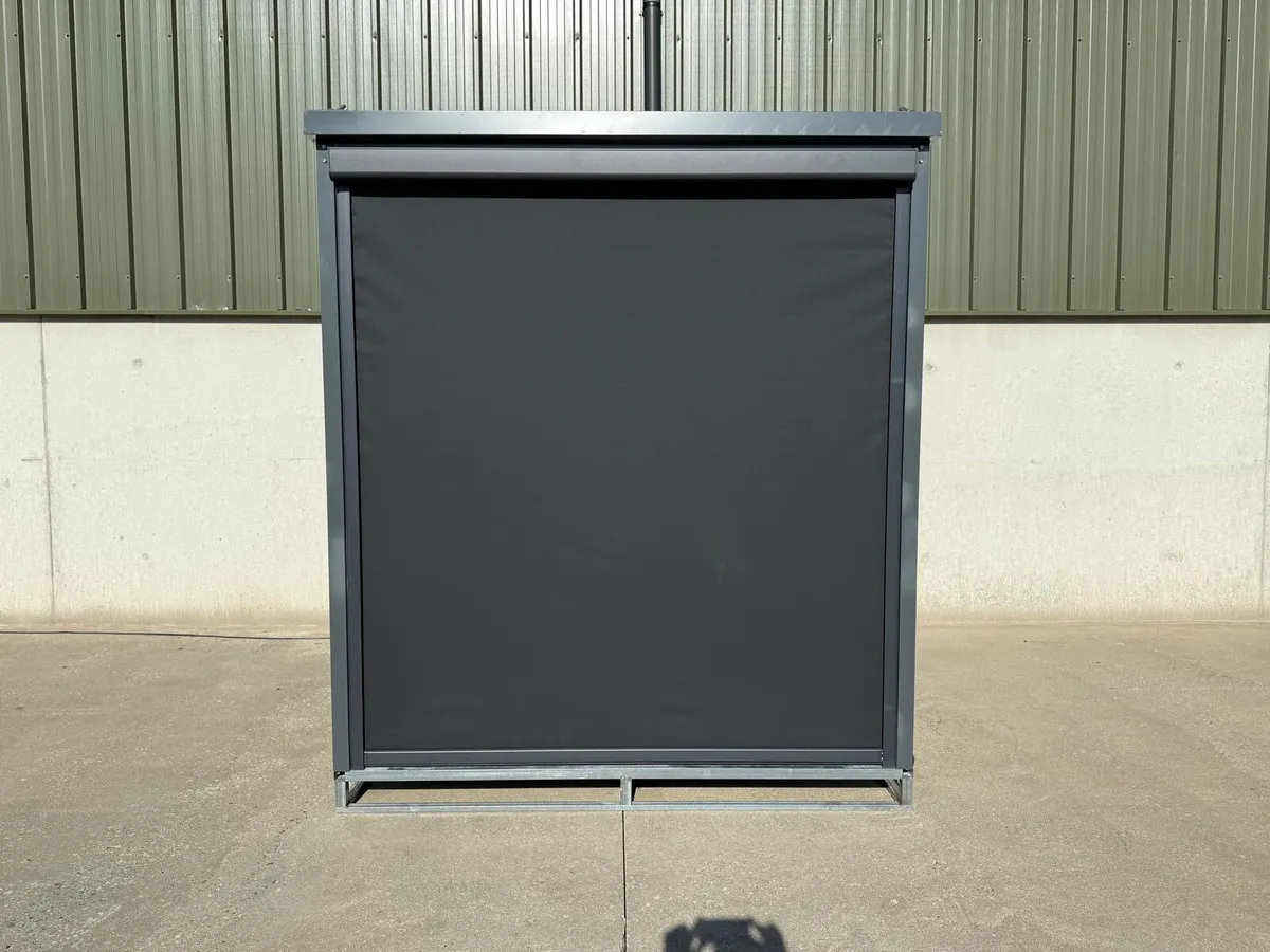 New Outdoor Gas Barbecue Unit **Online Auction** - Image 3