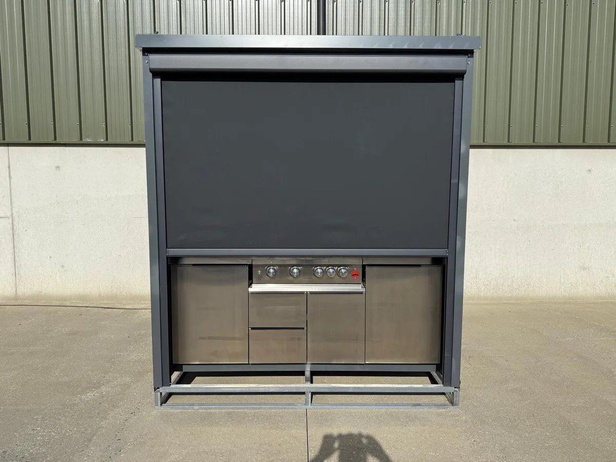 New Outdoor Gas Barbecue Unit **Online Auction** - Image 4