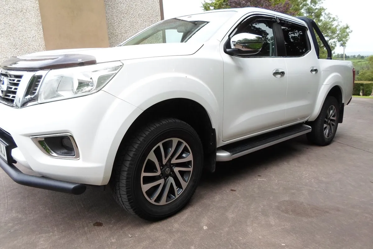 Nissan Navara 2017 - Image 2