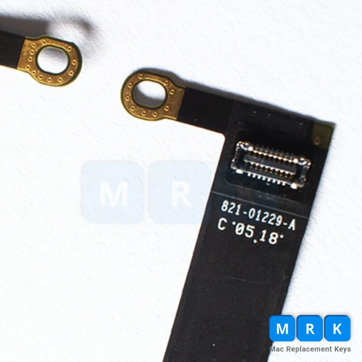 LCD Flex Cable Macbook Pro A1706 A1707 A1708 - Image 1