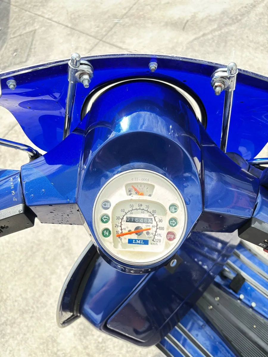 2017 LML Vespa 125 - Image 3